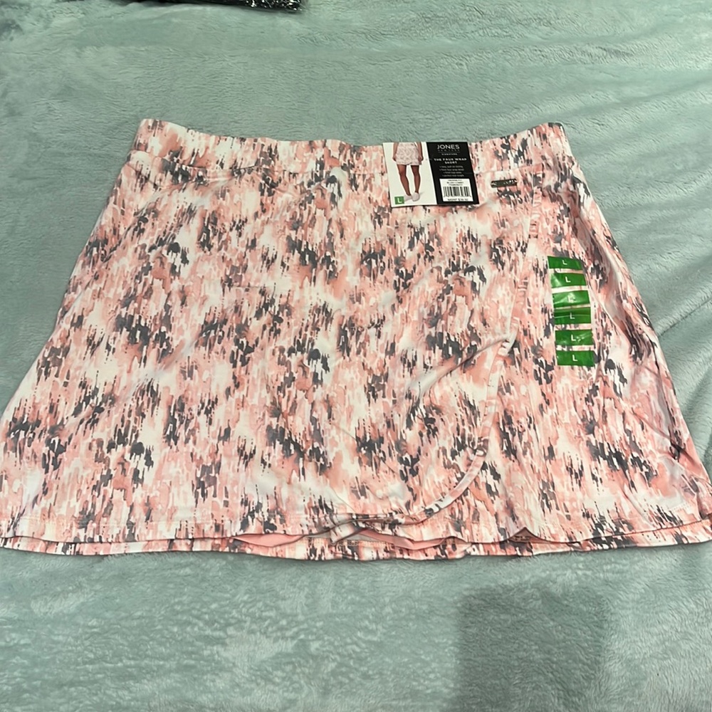 Jones Faux Wrap Skort in Pink Combo